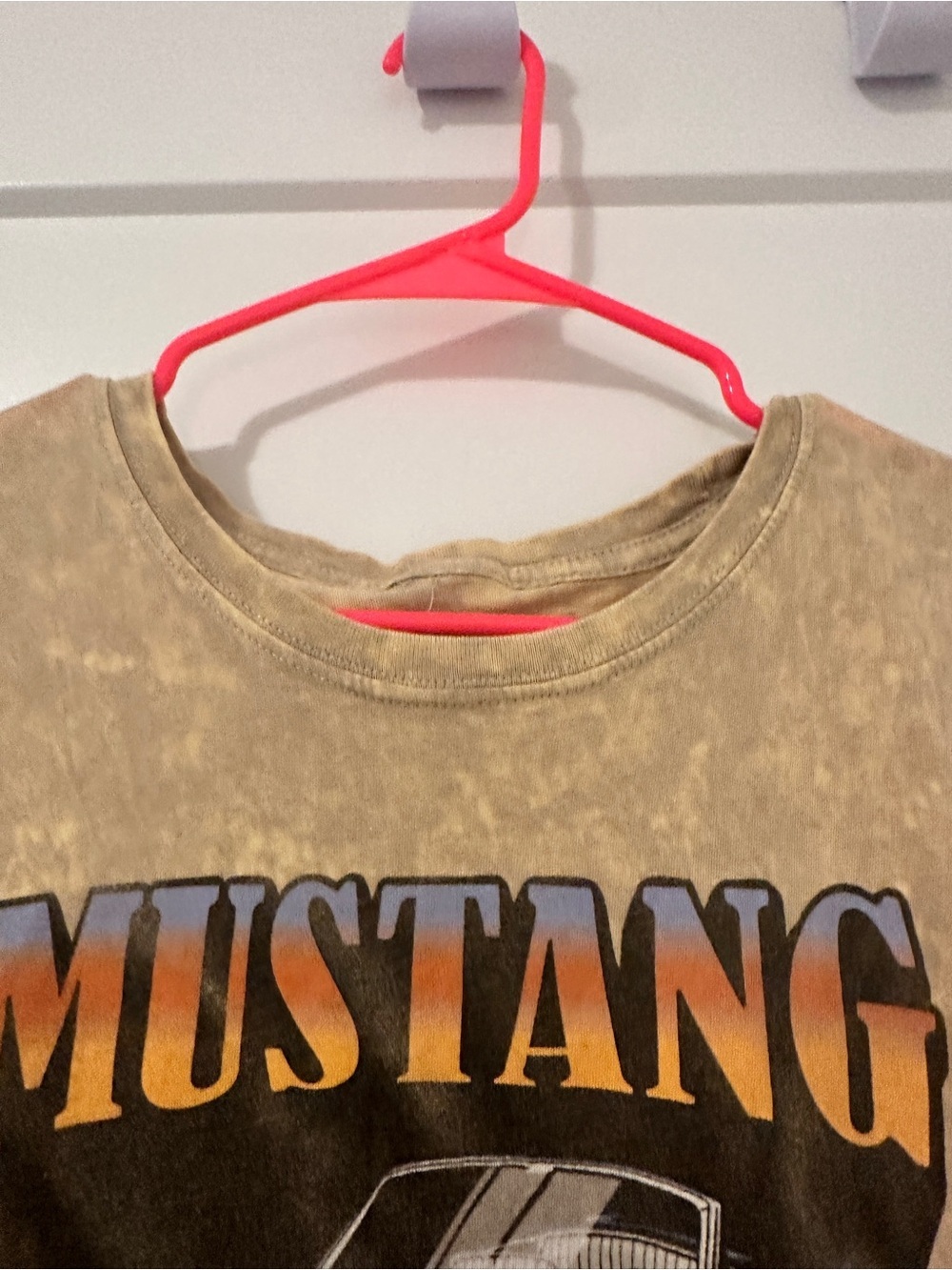 Ford Mustang Vintage Style Women’s T-shirt Size Small - Picture 5 of 7